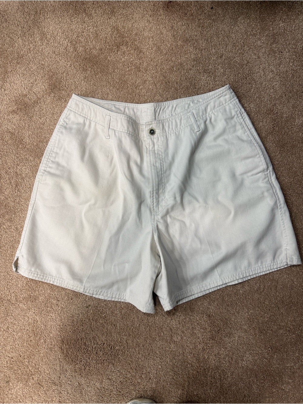 L.L. Bean High-Waist Shorts in Light khaki